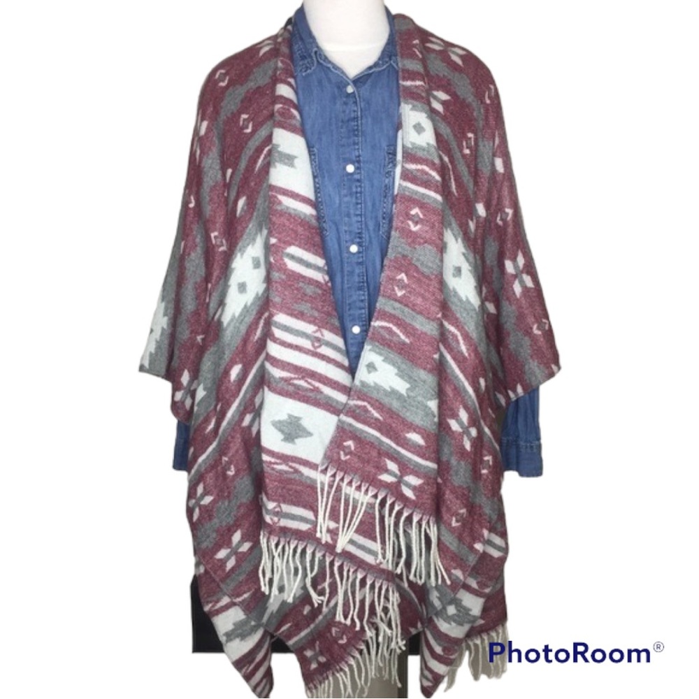 Xhilaration Red Gray Boho Tribal Fringe Poncho Cardigan Sweater One Size New